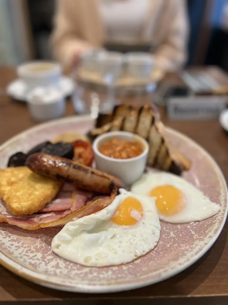 James Armstrong_Taylors_Tavistock_review