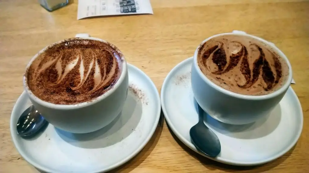 Chris Horn_Cafe Liaison_Tavistock_review