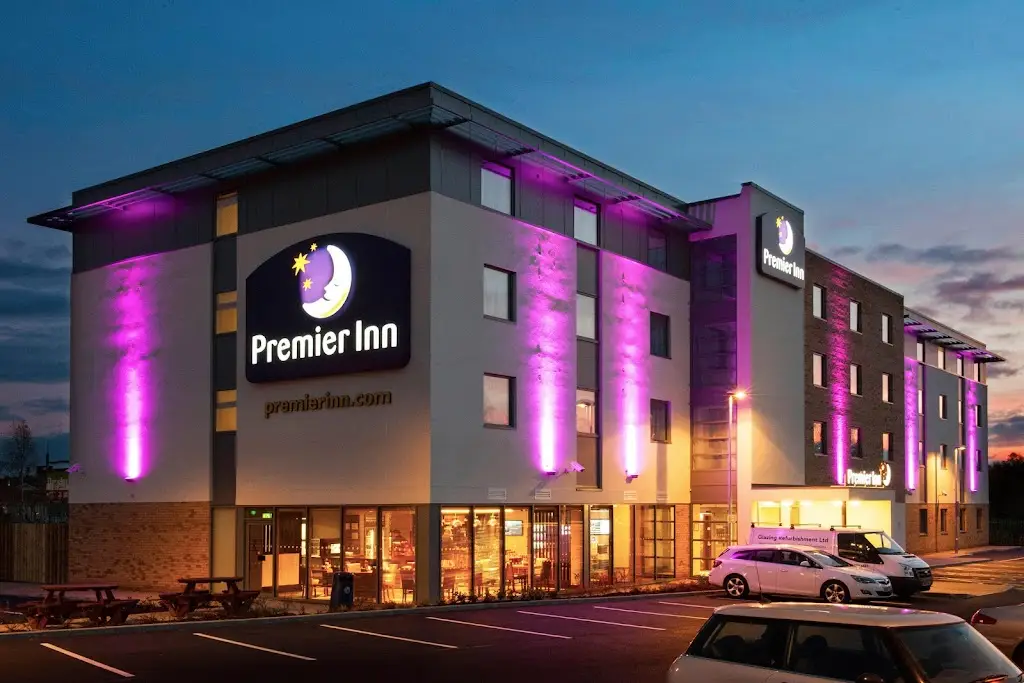 Premier Inn Wrexham City Centre hotel_Tattenhall_slider_image_1