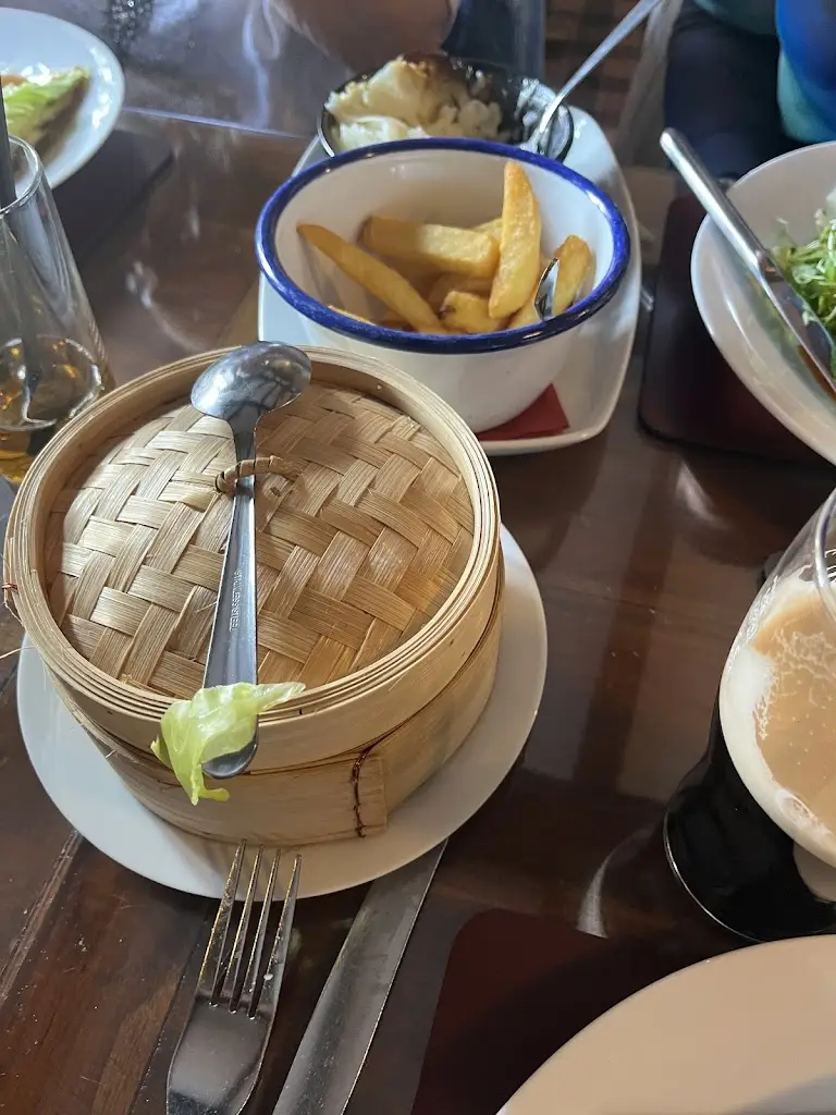 Kieran Clarke_The Fountain at Clent_Belbroughton_review