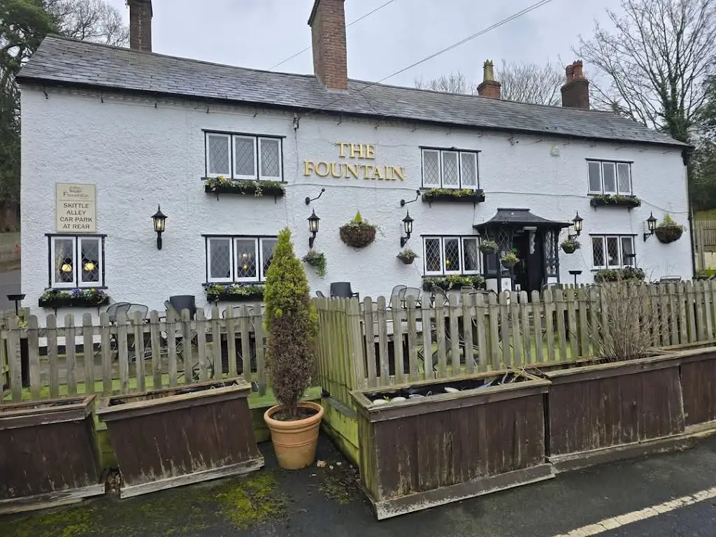The Fountain at Clent_Belbroughton_slider_image_3