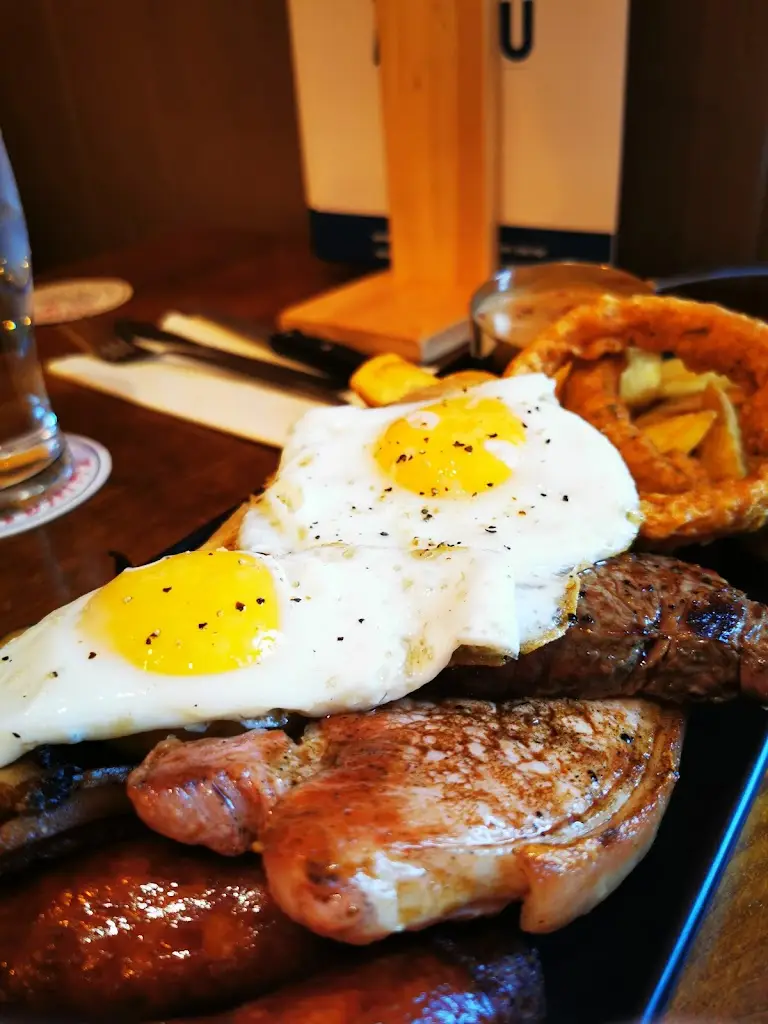 Menu_The Sportsmans Arms_Tattenhall_image_4