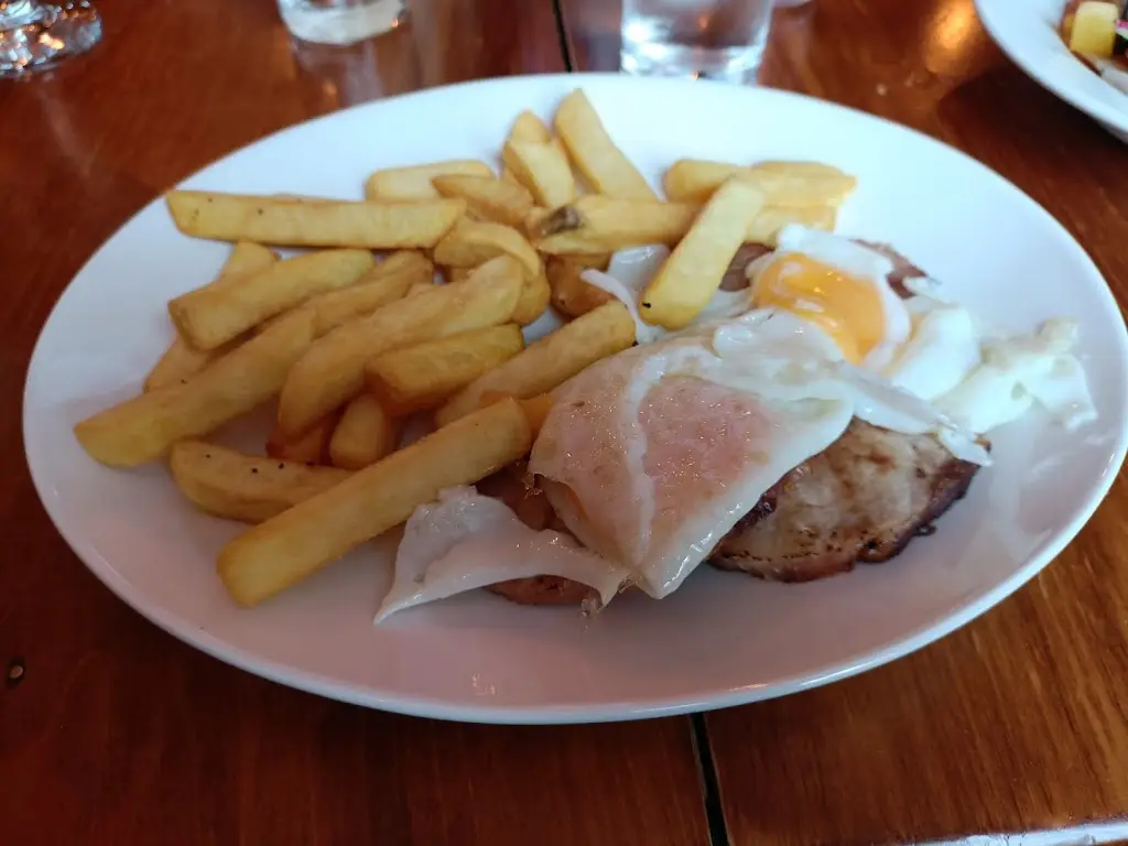 The Sportsmans Arms_Tattenhall_slider_image_2