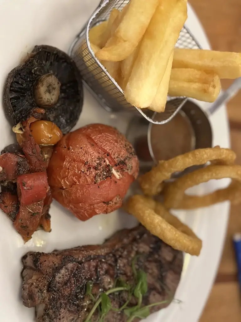 Menu_The Bird in Hand_Tattenhall_image_9