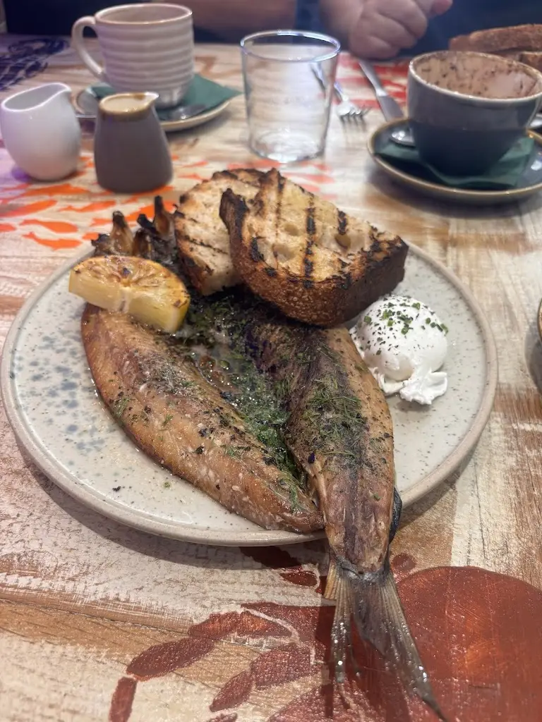 Garry Hobbs_Land + Sea_Tankerton_review