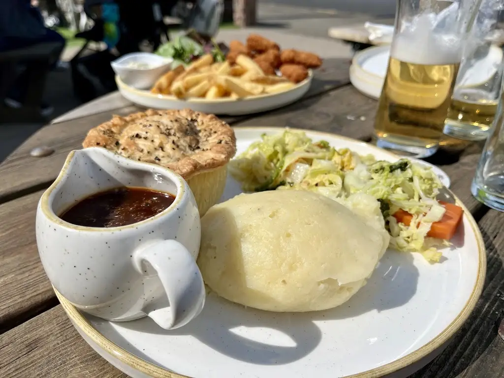 Stas Bukhman_The Royal_Tankerton_review