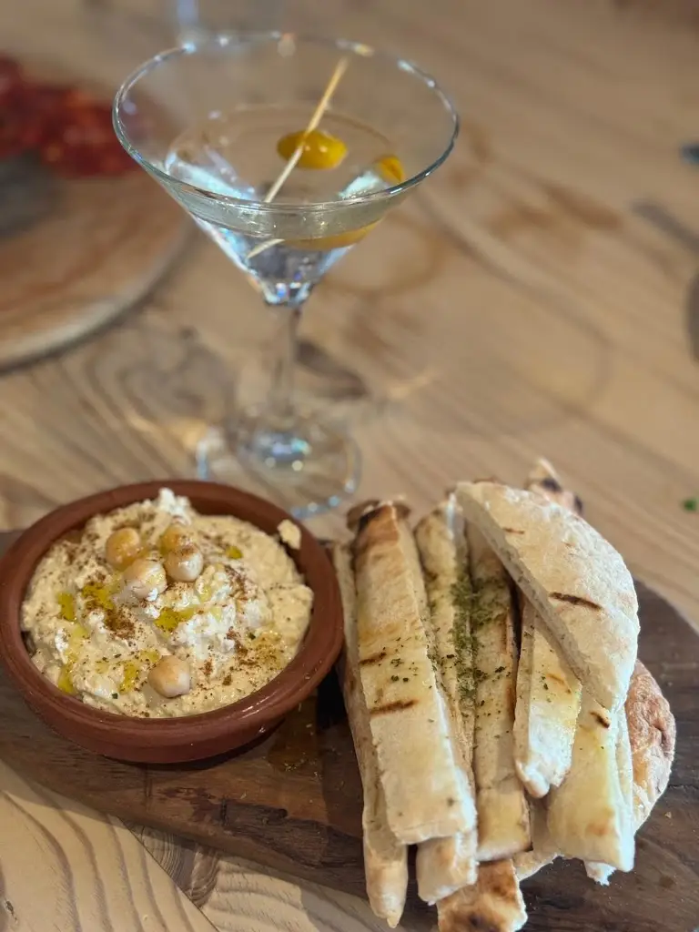 Baby Dylan_JoJo’s Meze, Meat & Fish Restaurant_Tankerton_review