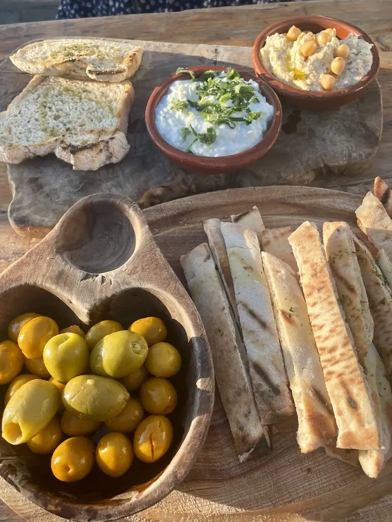 Ali Shark_JoJo’s Meze, Meat & Fish Restaurant_Tankerton_review