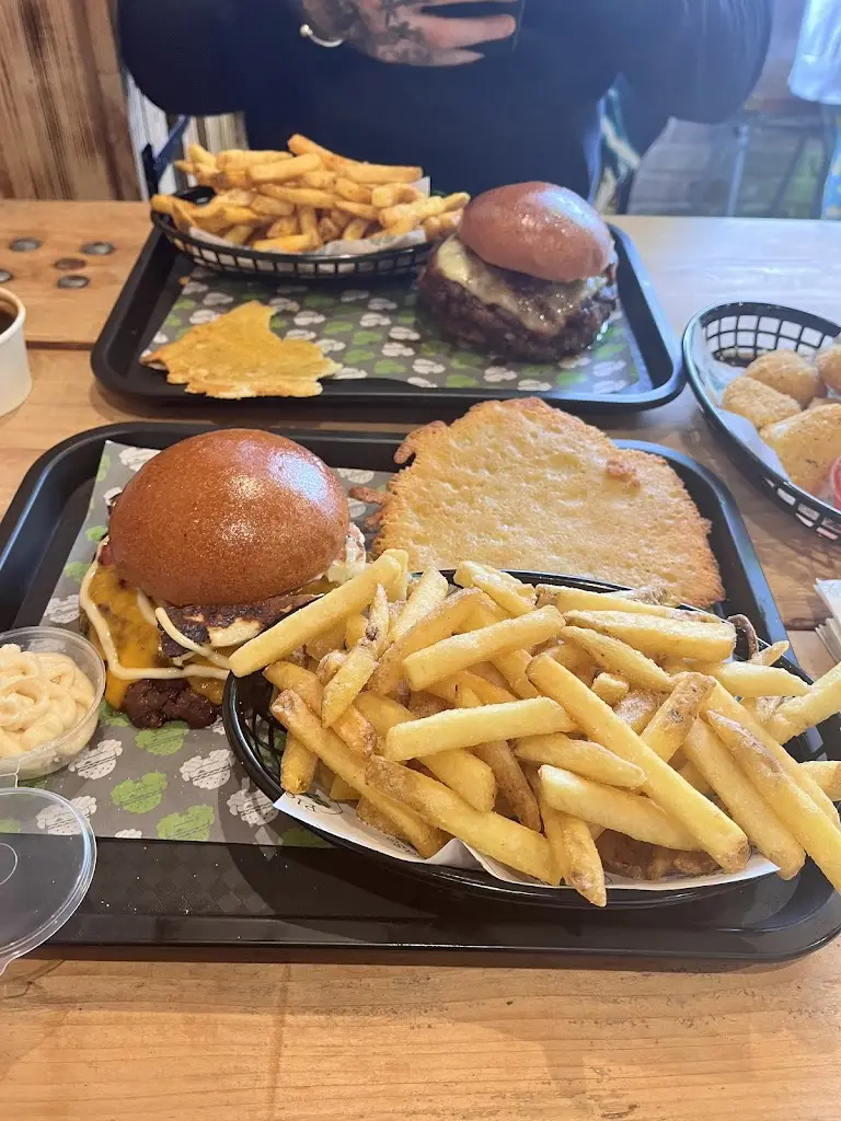 Hols 1245_Please Sir !_Tankerton_review