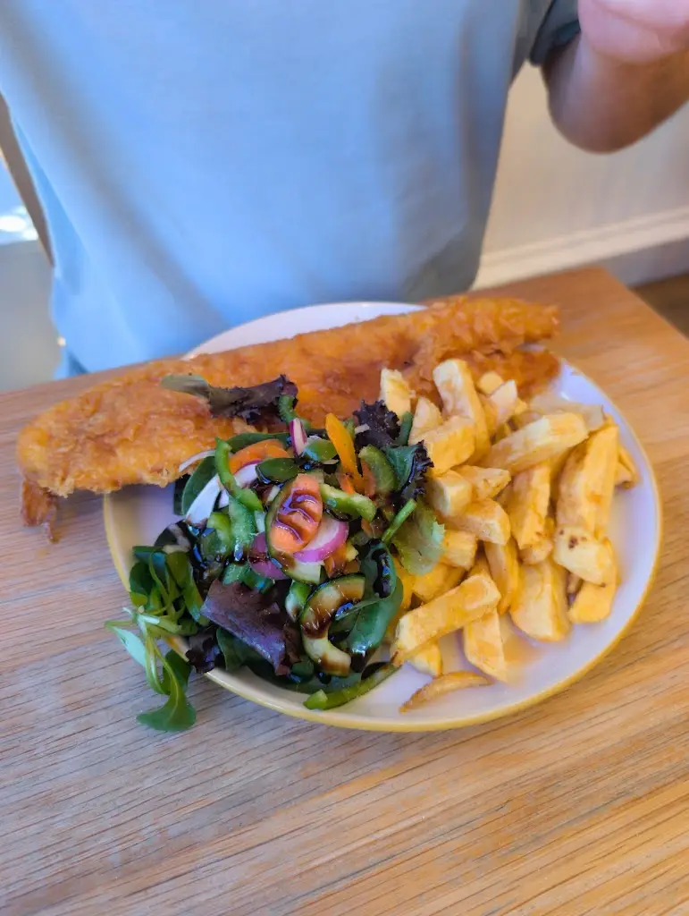 O W Deer_Ossies Best Fish and Chips_Tankerton_review