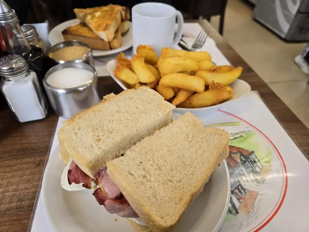 Matt College Search_Sea View Cafe_Tankerton_review