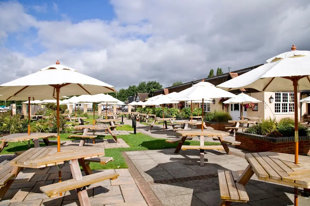 Premier Inn Bedford (Priory Marina) hotel restaurant in Tempsford