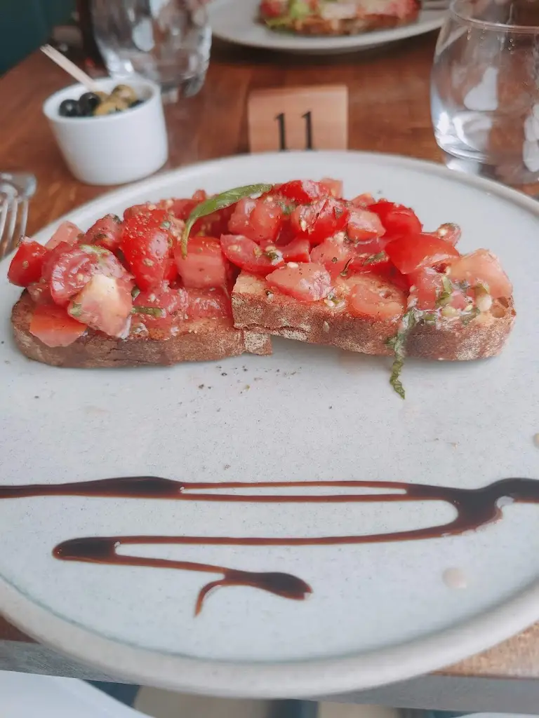 Menu_bistrooggi_Syston_image_6