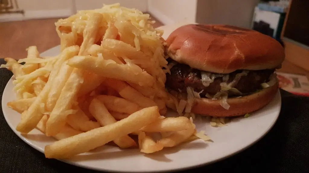 Tobias Ryan_Syston Sizzler Pizza & Grill_Syston_review