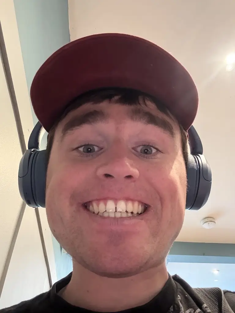 Ashley Russell_The Duck & Willow Cafe_Syston_review