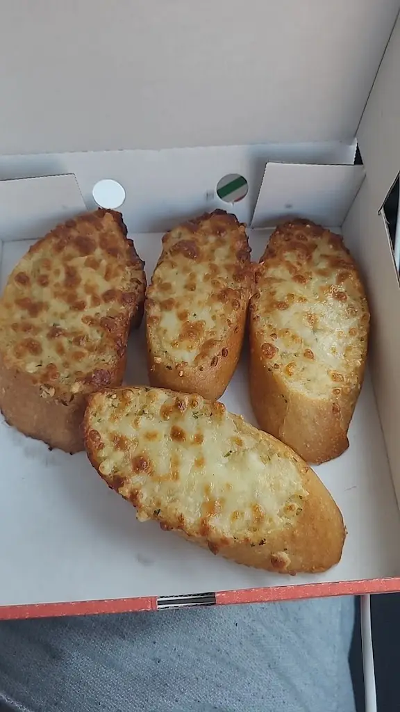 Menu_Roberto's Pizza_Syston_image_9