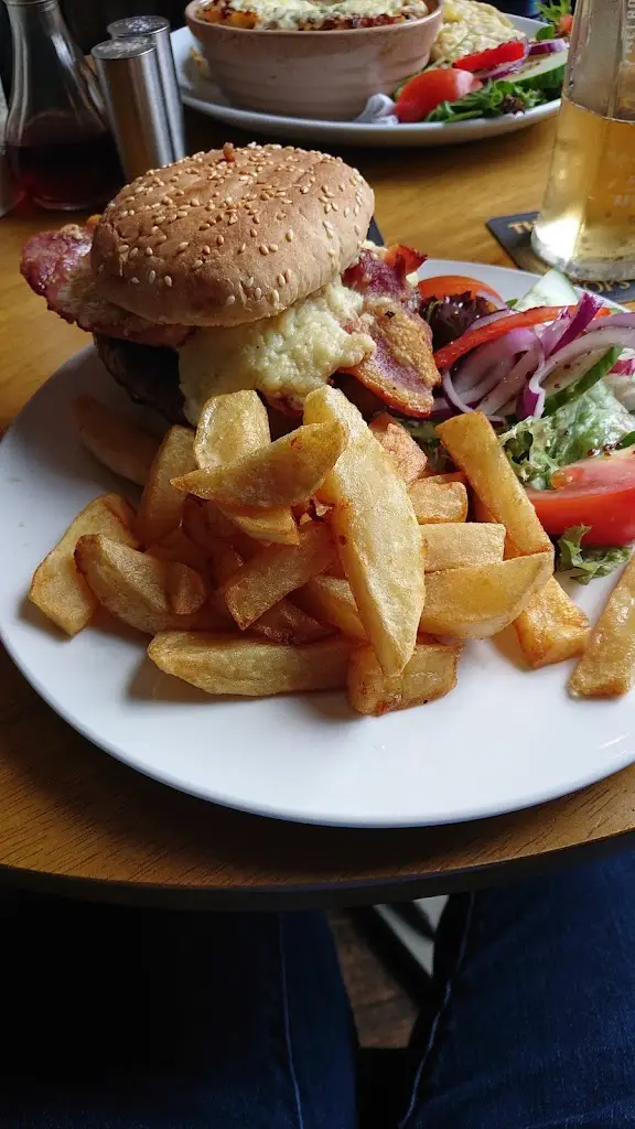 Mark Rosebury_Coach and Horses, Tadcaster_Tadcaster_review