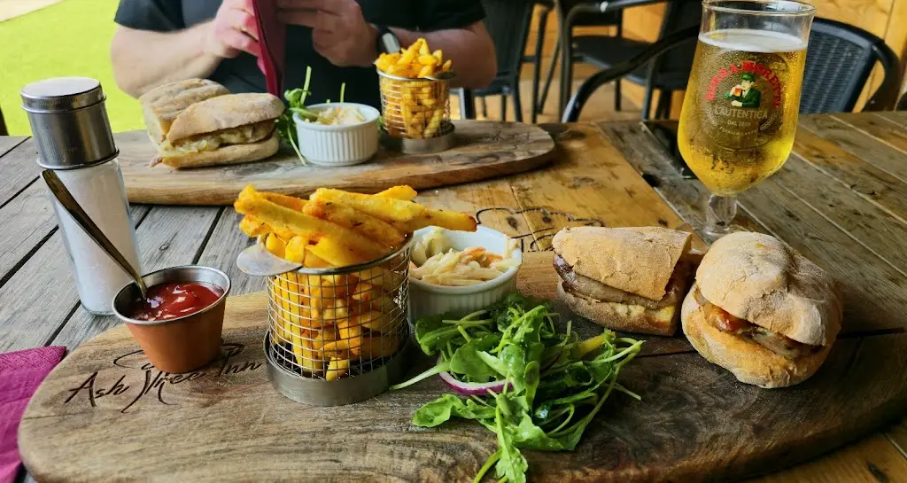 Caz H_The Ash Tree Inn_Tadcaster_review