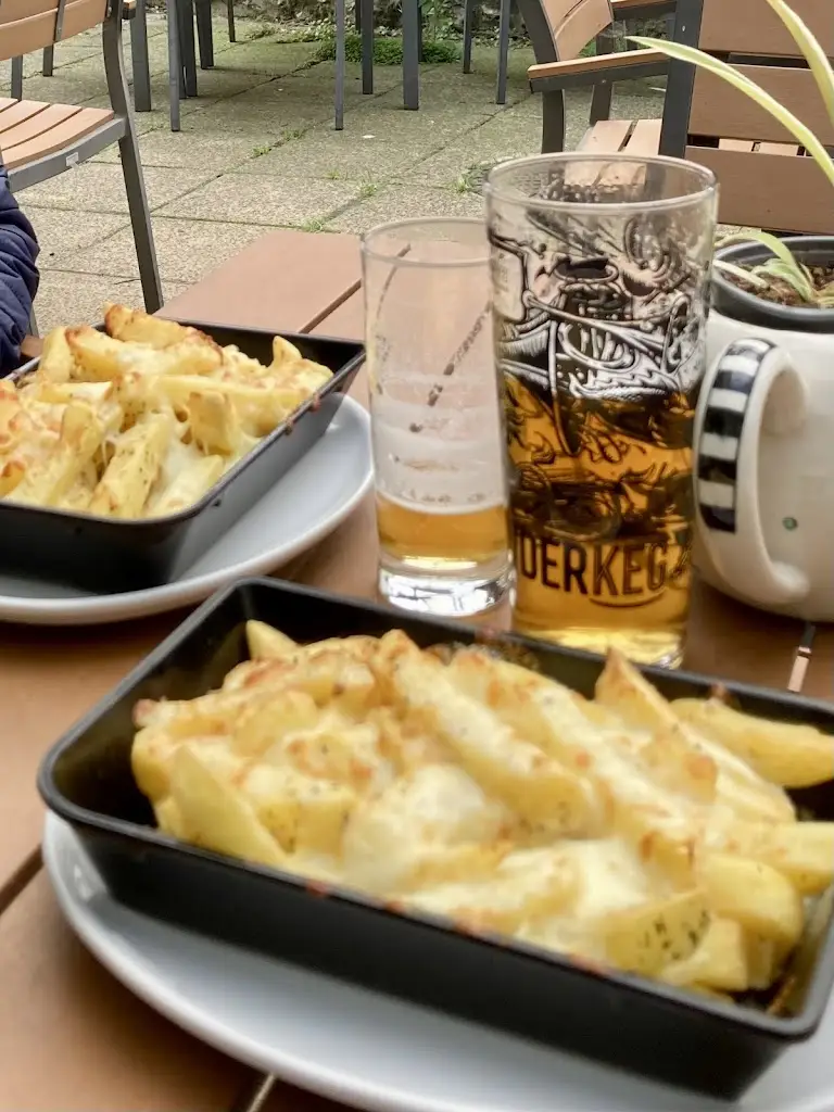 Menu_The Red Lion_Beaminster_image_3