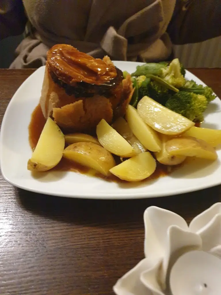 Menu_The White Swan- Pub Restaurant & B&B_Tadcaster_image_2