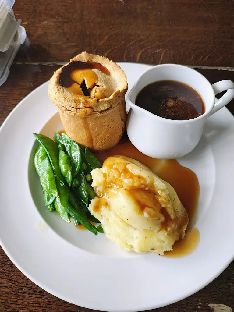 Peter oxley_The White Swan- Pub Restaurant & B&B_Tadcaster_review