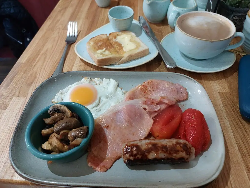 Menu_Lisa's Tea Lounge_Tadcaster_image_6