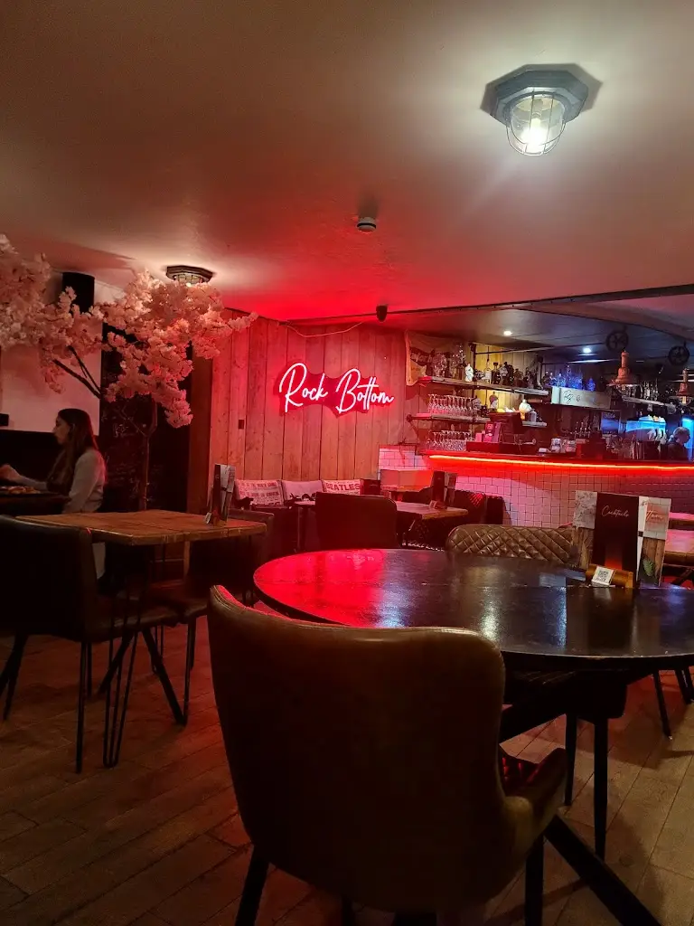 Sylvia Scobie_Rock Bottom_Teignmouth_review