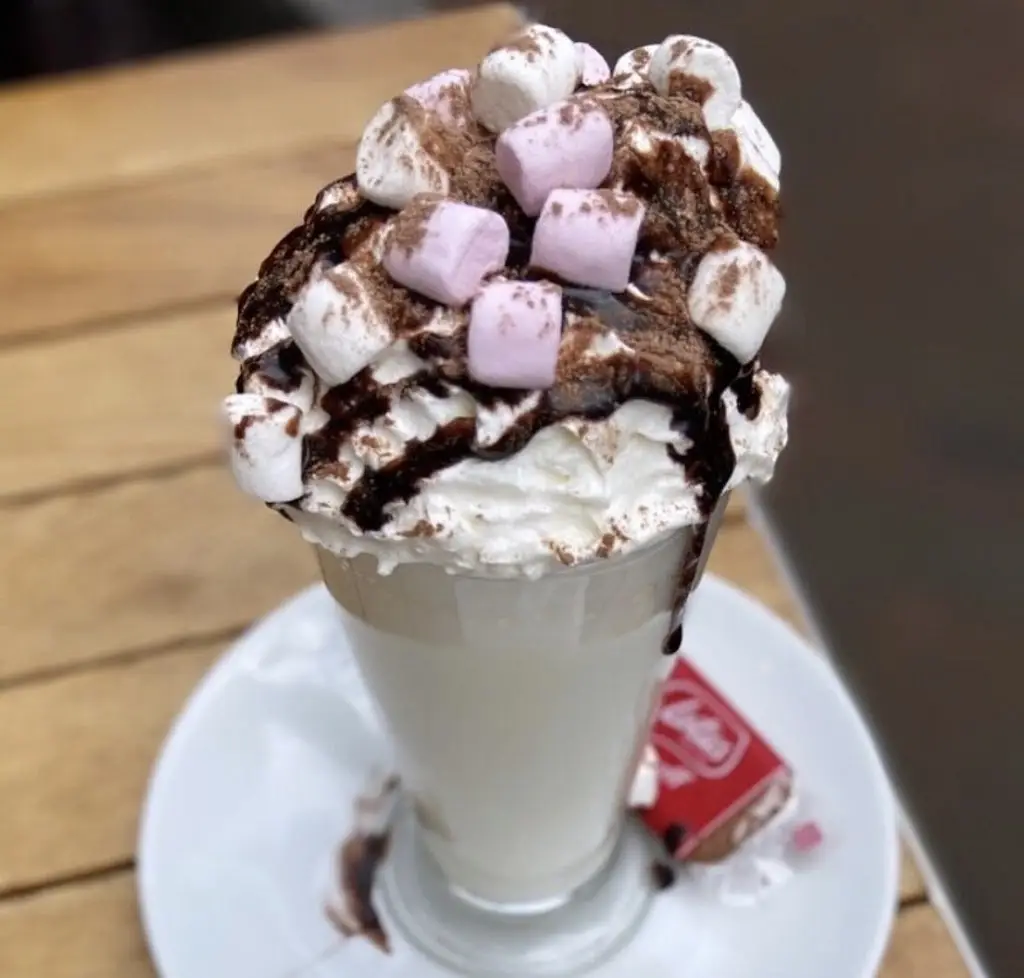 Natalie Gemma_Finley Browns Cafe_Teignmouth_review