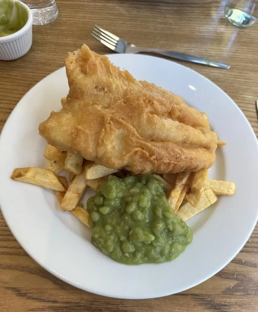 Chipmunk Al_Finn McCools_Teignmouth_review