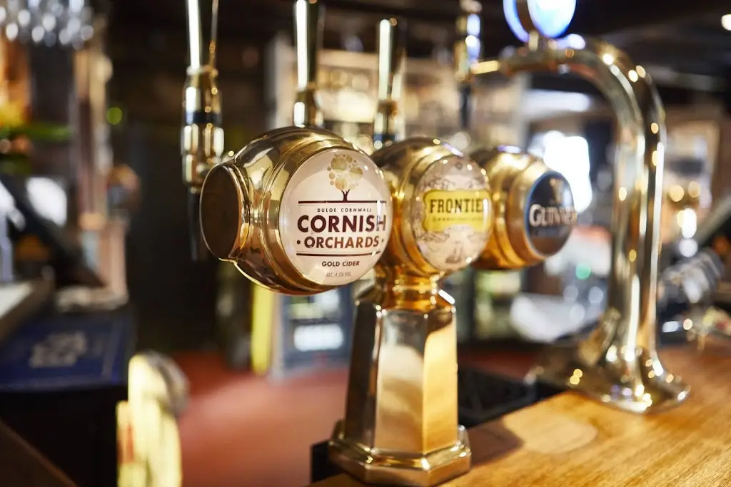 The Six Bells, Thame_Thame_slider_image_2