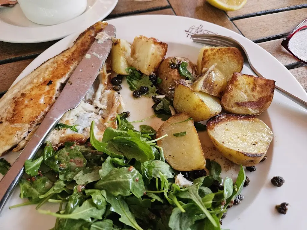 Francois Edwards_The Thatch_Thame_reseña