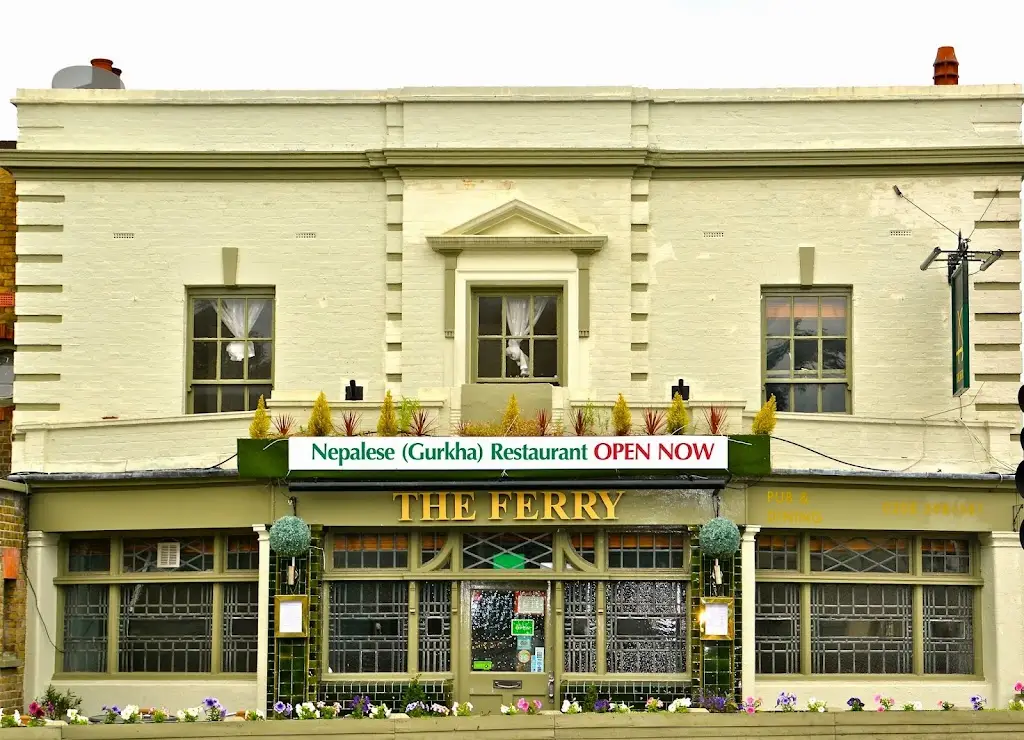 The Ferry_Thames Ditton_slider_image_1