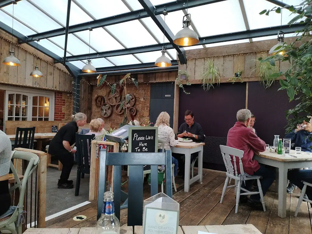 The Stableyard Restaurant_Beaminster_slider_image_3