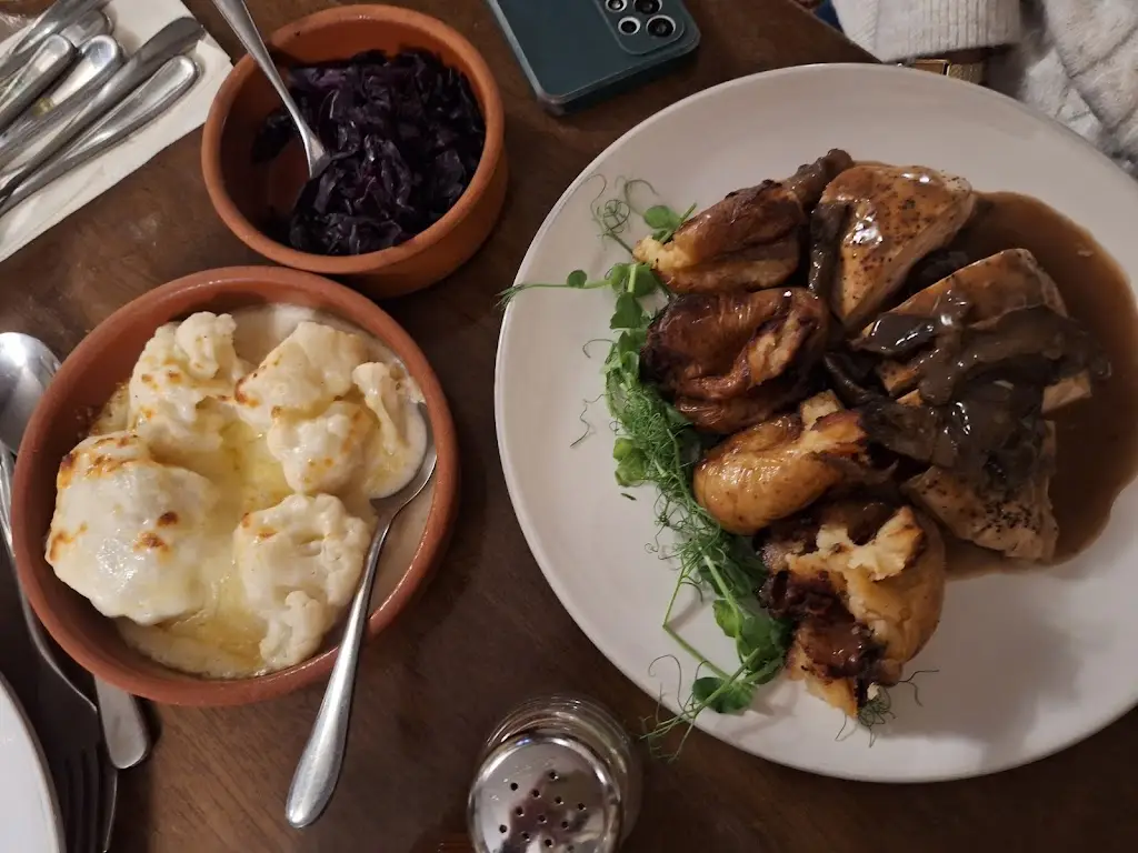 Pembroke House_Tenbury Wells_slider_image_2