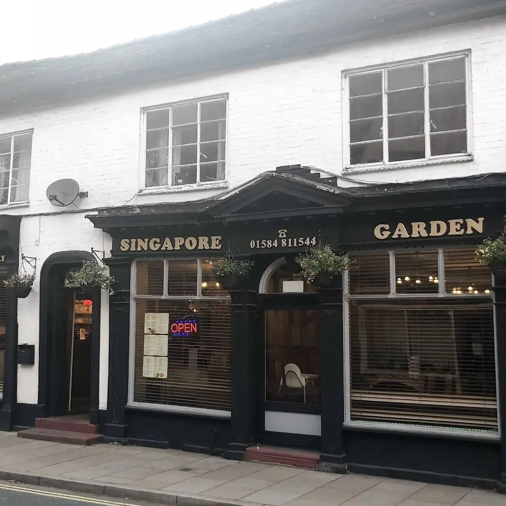 Singapore Garden_Tenbury Wells_slider_image_1