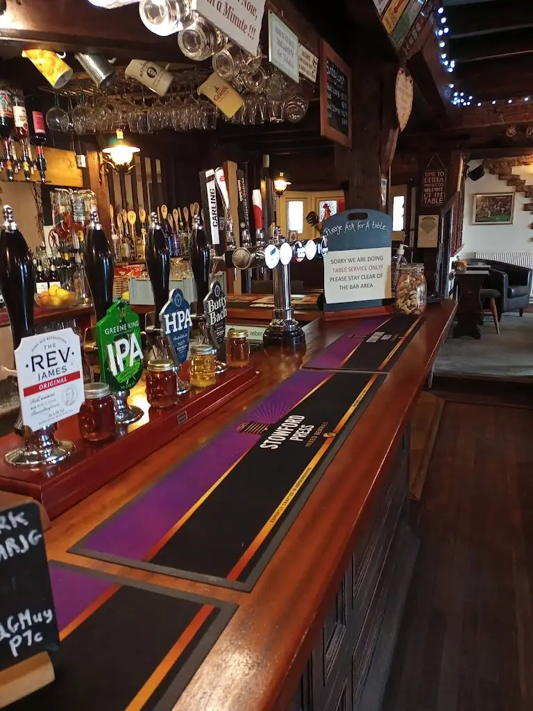 The Rose & Crown_Tenbury Wells_slider_image_1