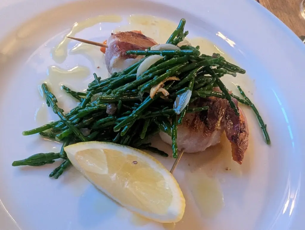 2 Eyes_The Wellington Arms_Tadley_review