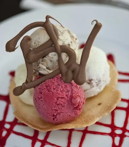 Menu_Sands Lounge & Balcony Bar_Tadley_image_4