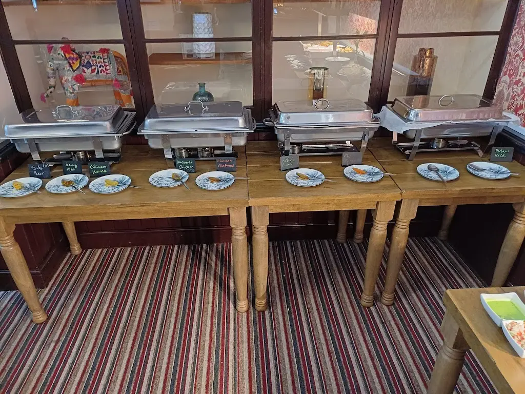 The Elephant Pub and Indian Restaurant restaurant in Tadley