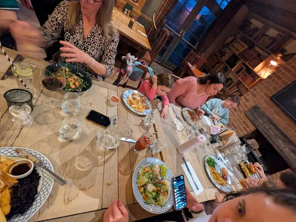 Alice Williams_The Queens College Arms_Tadley_review