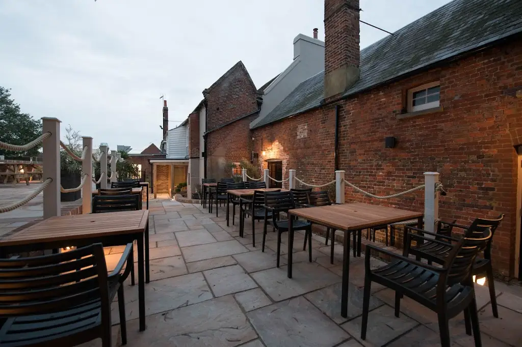 Dover Castle Inn restaurant in Teynham