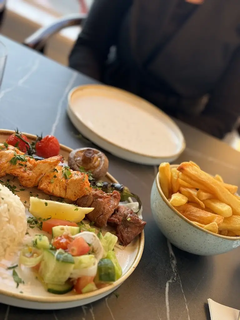 Anita_Bade Teddington_Teddington_recensione