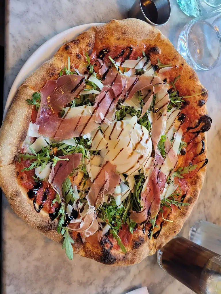 Cento Uno Teddington_Teddington_slider_image_3