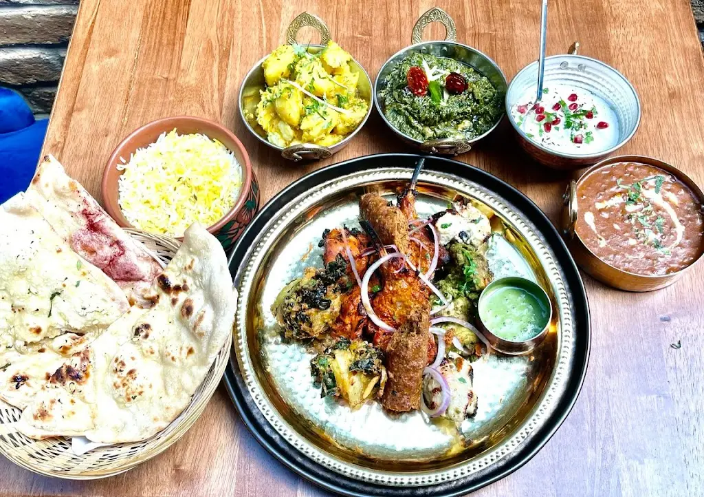 Roots_Teddington_slider_image_3