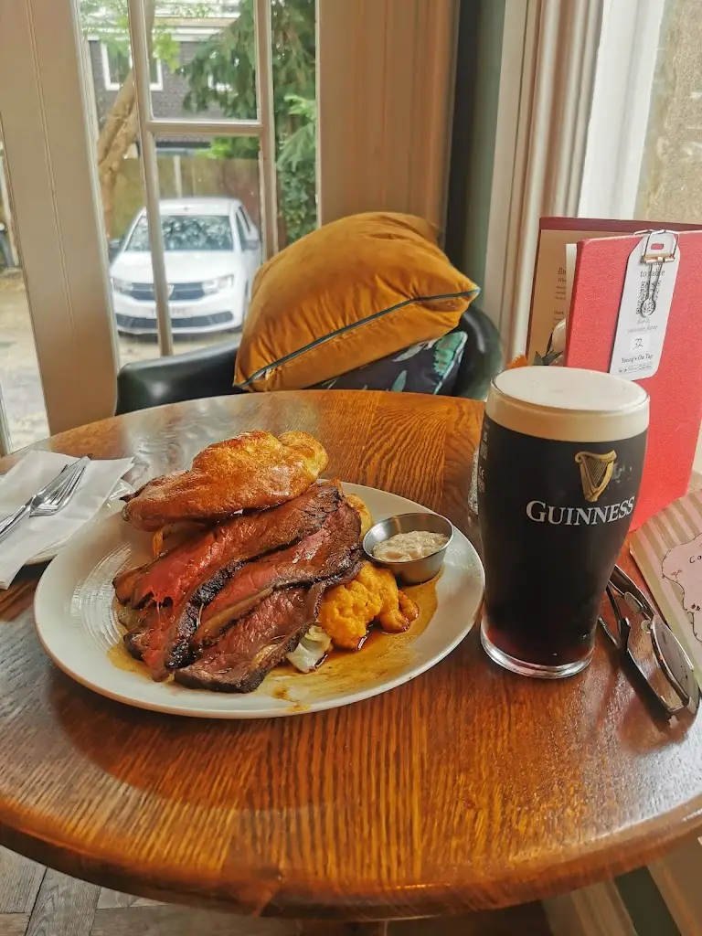 Maya Ll_The Park_Teddington_recensione