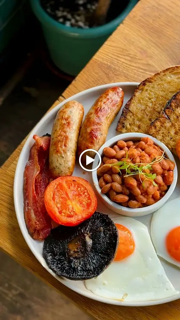 The Fallow Deer_Teddington_slider_image_2