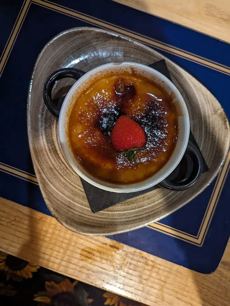 Menu_Cat & Custard Pot Inn_Tetbury_image_6