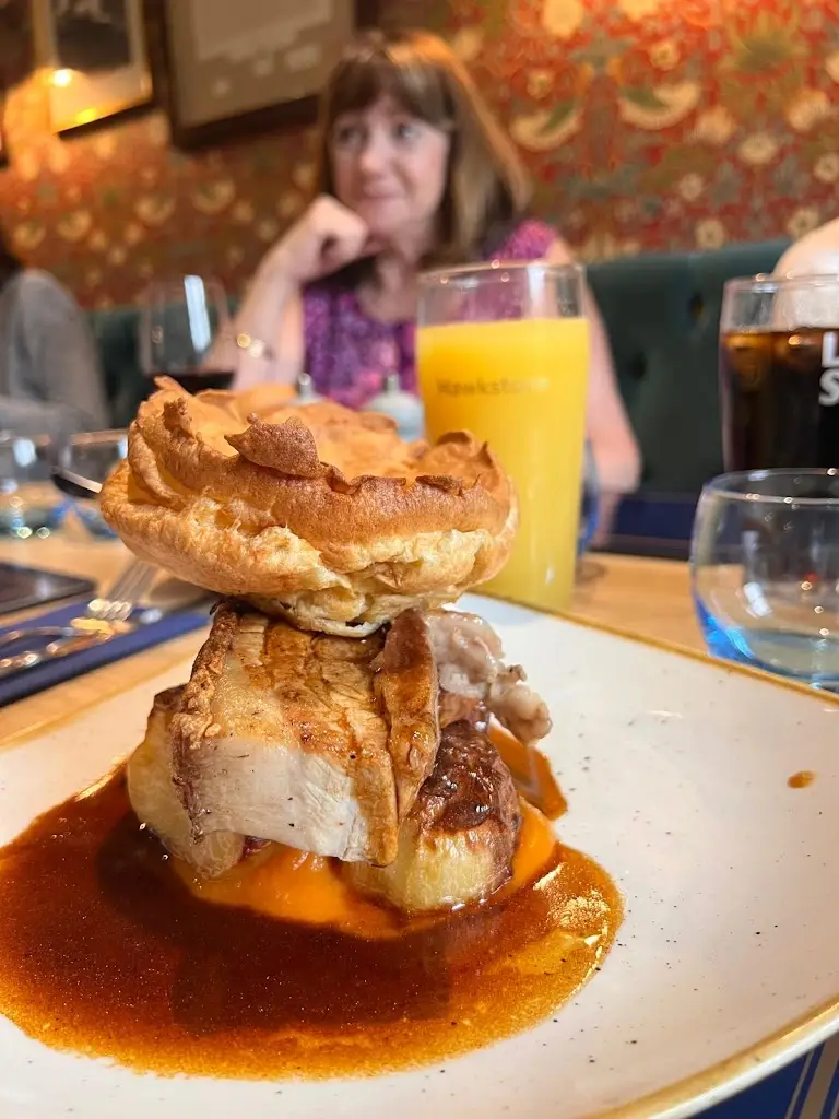 Menu_Cat & Custard Pot Inn_Tetbury_image_7