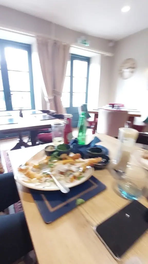 Cat & Custard Pot Inn_Tetbury_slider_image_2