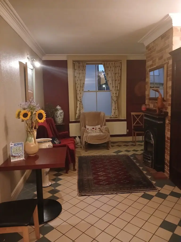 Olha Massey_The Mulberry_Thetford_review